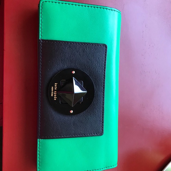 Kate spade emerald green wallet - Picture 1 of 4